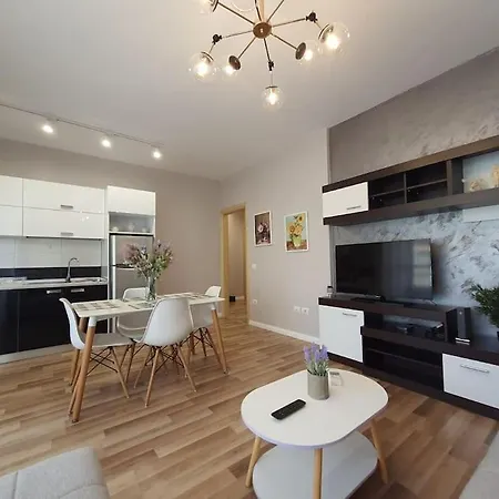 Jozef Apartment